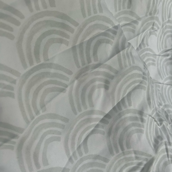 Room Essentials Twin XL Comforter - Picture 2 of 4